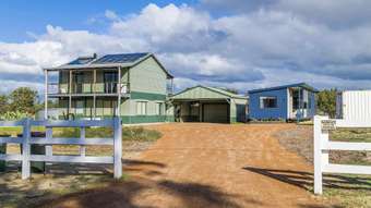 Farm Property for Sale - 50 Crest View, Lennard Brook Gingin WA 6503