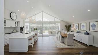 Farm Property for Sale - 7 Observation Circle Bedfordale WA 6112