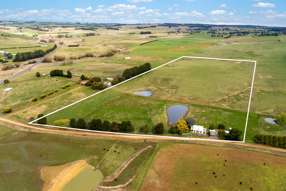 1017 Old Lachlan Road Barry NSW 2799