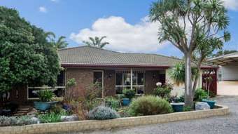 Farm Property for Sale - 5 Savoy Place Sellicks Beach SA 5174