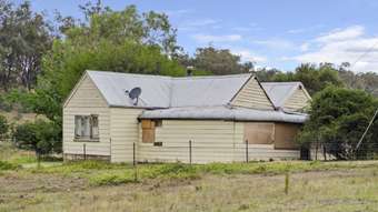 Farm Property for Sale - 31 John Street Wallabadah NSW 2343