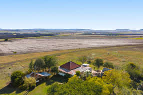 15687 New England Highway Nevilton QLD 4361