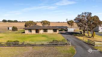 Farm Property for Sale - 535 Old Boundary Road Allendale East SA 5291