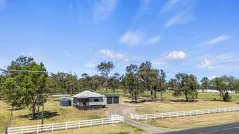 Farm Property for Sale - 24 Forest Hill- Fernvale Road Forest Hill QLD 4342